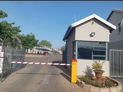 Townhouse For Sale in Benoni, Benoni